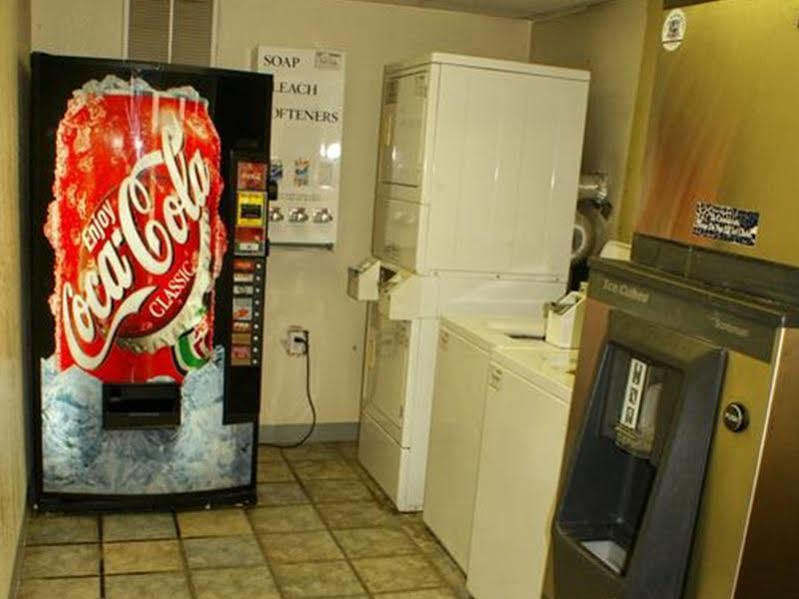アメリカズ ベスト バリュー イン ヒューストン ホビー エアポート エクステリア 写真